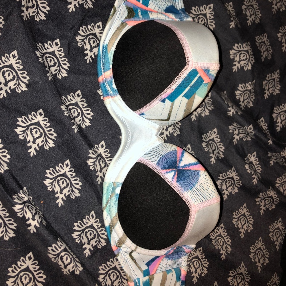 Victoria’s Secret Swim top